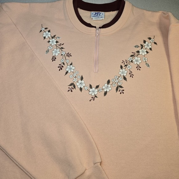 PFI Fashions Tops - Vtg PFI Peach Pink Graphic Print Floral Sweatshirt 1/4 Zip Cottagecore Grandma L